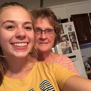 Meet your Posher, Molly